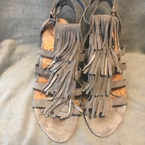 Cute, strappy, flirty sandals. Grey fringe.
